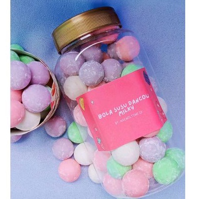 

(700ml)BOLA SUSU// kemasan toples besar // murah dan hemat