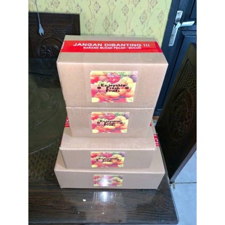 

[PRODUK LIZM0] BUAH DELIMA IMPORT (1 BUAH) QTD