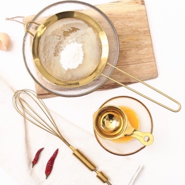 Kitchen Essentials Set Whisker Egg Separator Shifter / Gold Baking Set