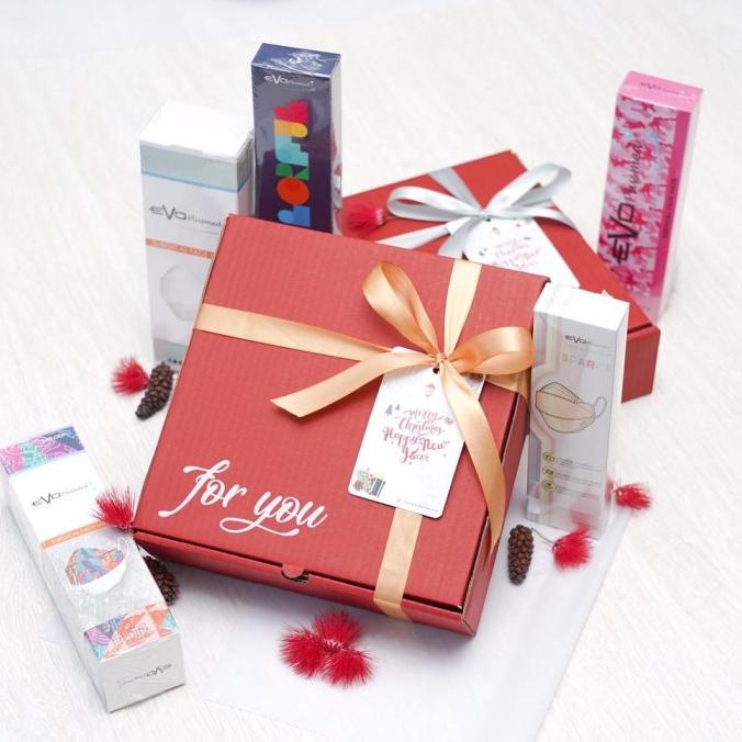 

HAMPERS EVO PLUSMED MASKER PARCEL EDISI NATAL DAN TAHUN BARU 2022 G4554VFD