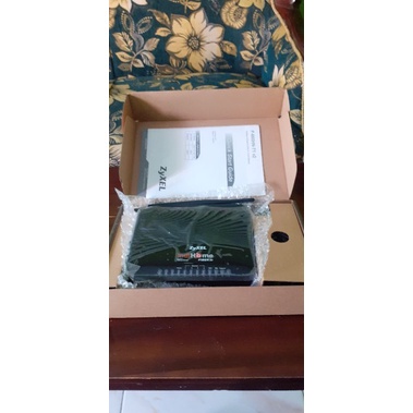 Zyxel P-660HN-T1 v2 router