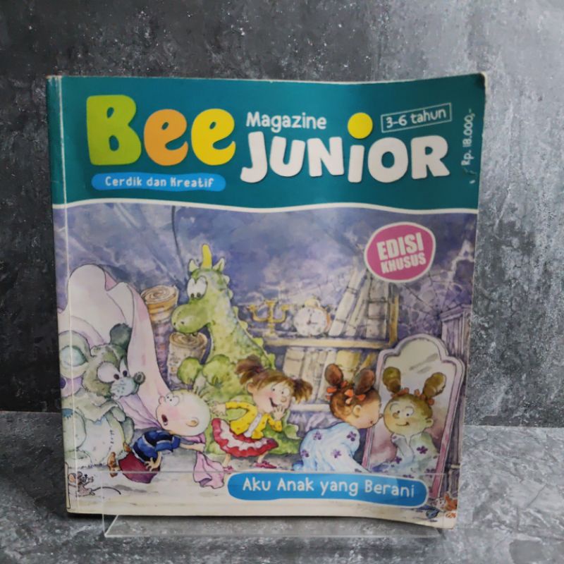 Buku Bee Magazine Junior, Cerdik dan Kreatif.