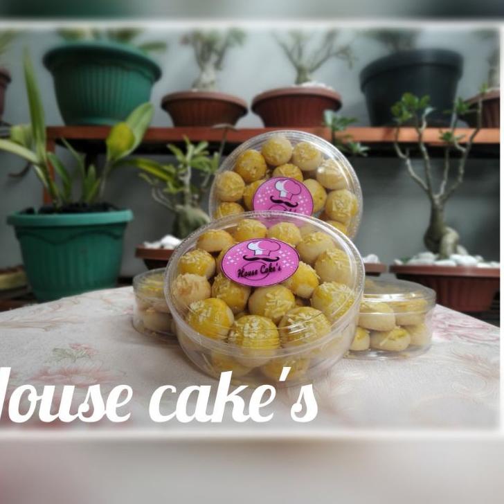 

TERMURAH!!! KUE NASTAR LEMBUT (nanas keju-+300gram)