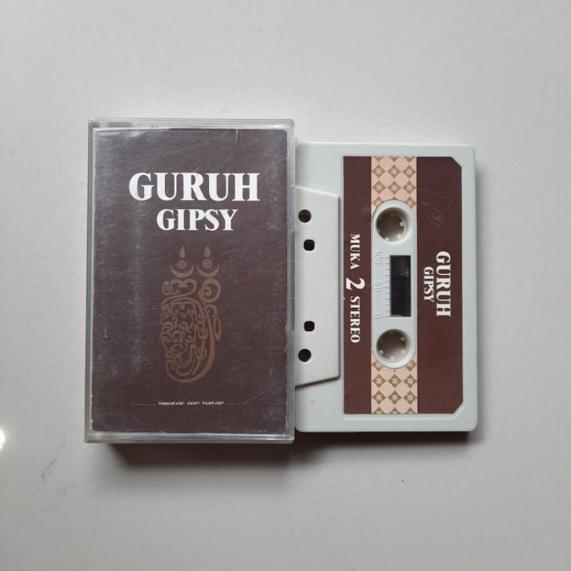 KASET PITA GURUH GIPSY - KESEPAKATAN DALAM KEPEKATAN