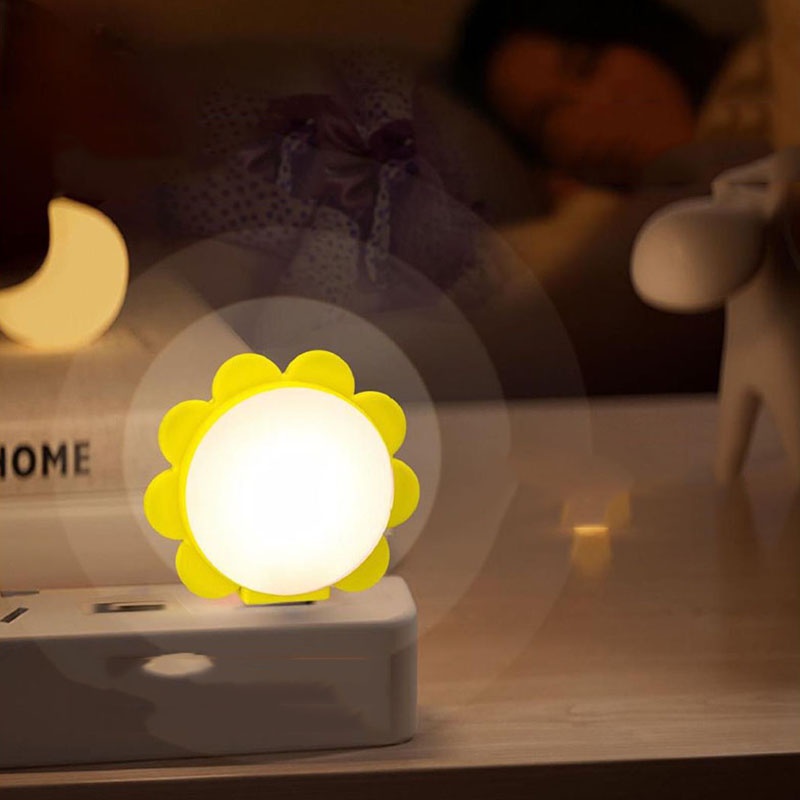 Kreatif Bentuk Bunga Matahari Mini USB Plug Light/Lampu Malam Kartun Bertenaga Komputer/Lampu Baca Perlindungan Mata Kamar Tidur Rumah