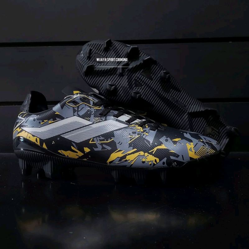 SEPATU BOLA MILLS VULCAN FG