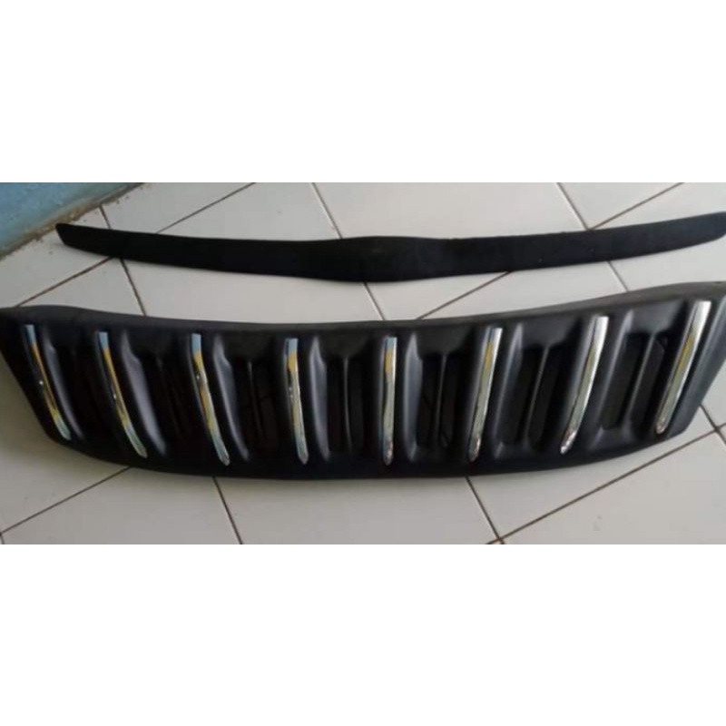 GRILL INNOVA 2012 2013