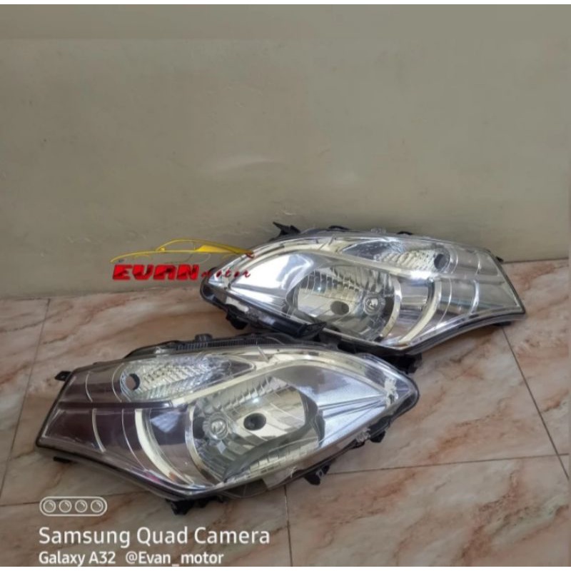 Headlamp lampu depan suzuki ertiga tahun 2012 2013 2014 2015