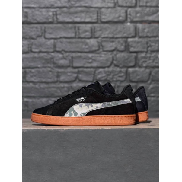 Sepatu Sneakers Suede Black Camo Original OEM Sneakers Pria