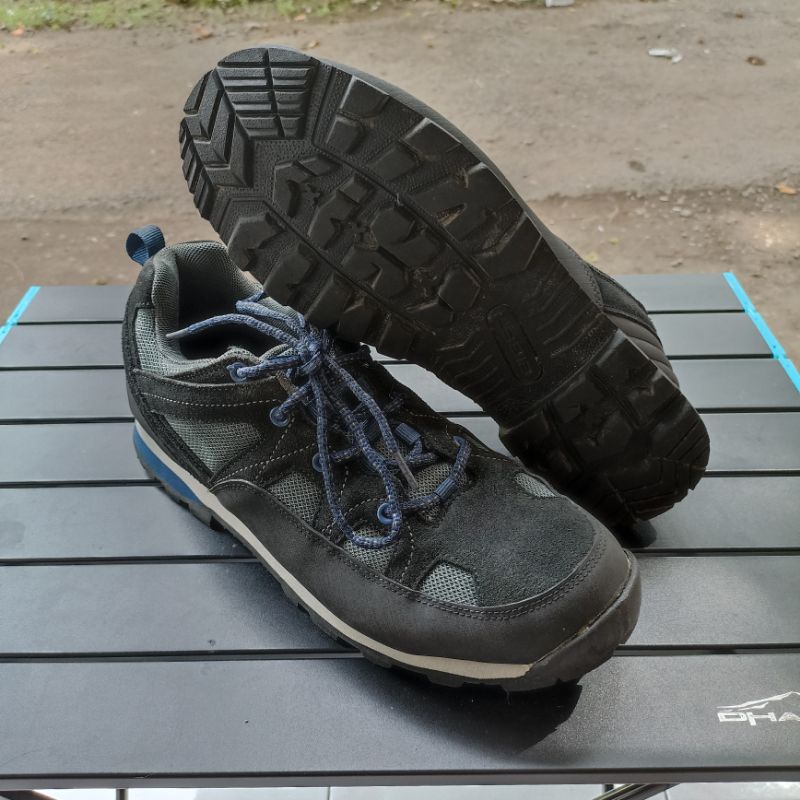 sepatu gunung sepatu hiking sepatu outdoor natoas