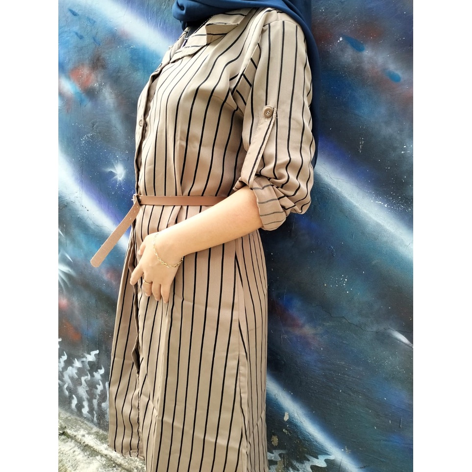 CLEARANCE SALE - Mikhayla Tunik Wanita Motif Salur [FREE BELT] Bahan Monalisa Premium Baju Atasan Wanita Panjang Busui Friendly Kancing Depan Kekinian Tunik Perempuan Dewasa Terbaru 2022