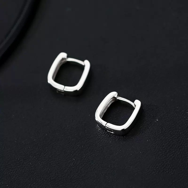 Anting Hoop Persegi Geometris Silver Halus Untuk Perhiasan Pesta Wanita Aksesoris Minimalis