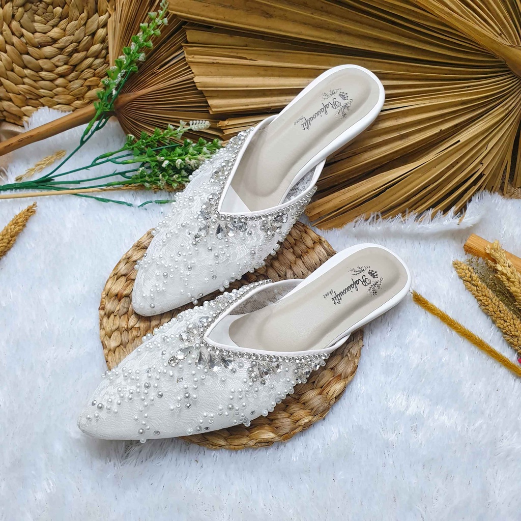 Flatshoes wedding pesta cantik naima puith