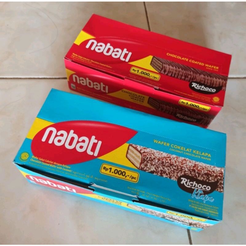 

Nabati Chocolate Coated Wafer Box isi 12pcs @18gr coklat kelapa coconut