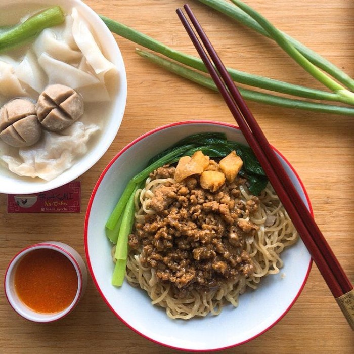 

Mie kecil Babi