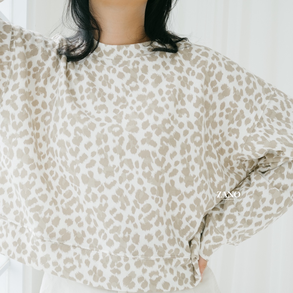 ZANO BASICS Sweater Crop LeoPard