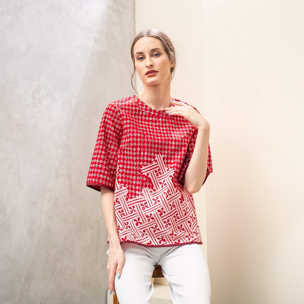 Nayara Blouse Batik Noela