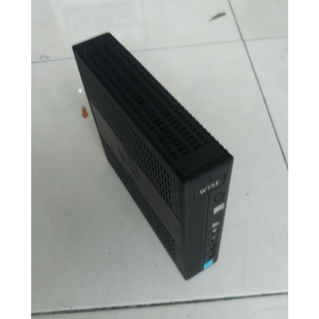 PC MINI DELL ZX 0 AMD SERIES RAM 2 GB SSD 32 GB