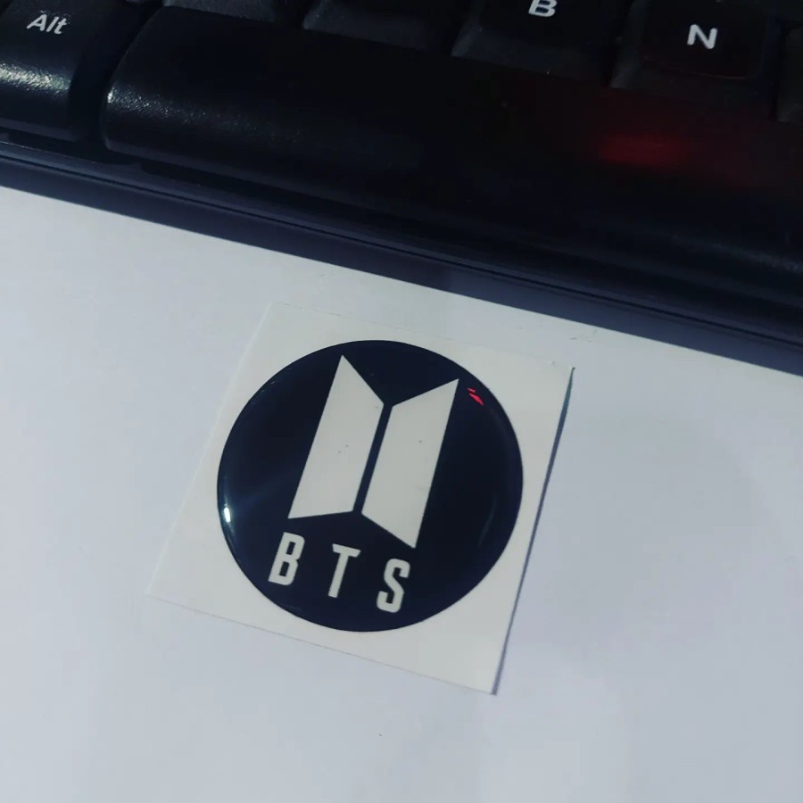 

Sticker Timbul Resin BTS Korea Army Logo Stiker Lentur 3D Kecil