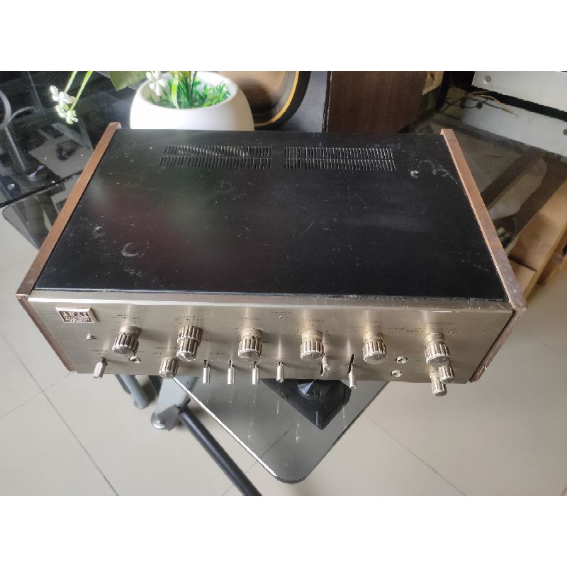 AMPLIFIER INTREGATED  AKAI AA 5800