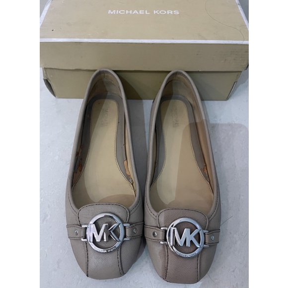 Preloved Michael Kors Shoes