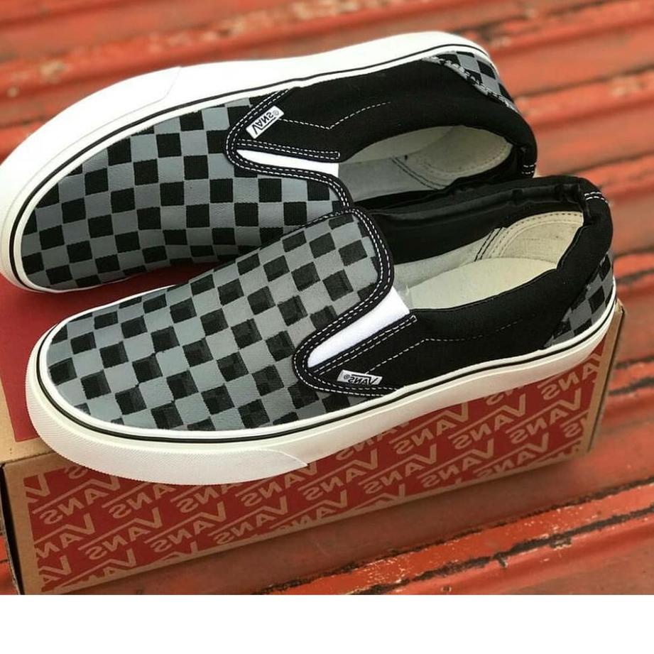 FREE ONGKIRPGS PREMIUM Sepatu Sneakers Kasual Catur Slip On Checkerboard Hitam Putih Grade Ori Pria 