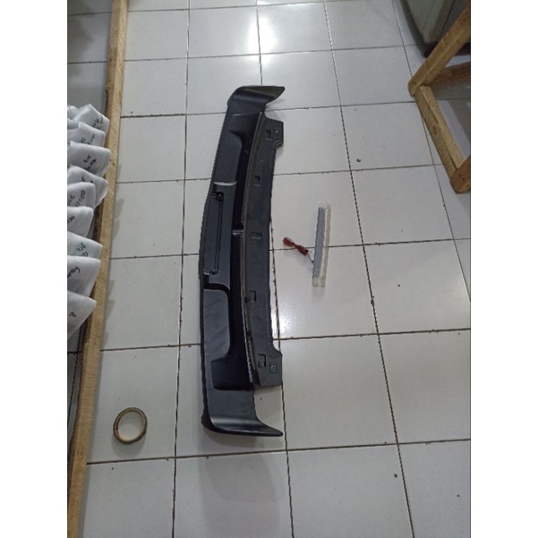 SPOILER MOBIL ANGKOT PLUS LAMPU