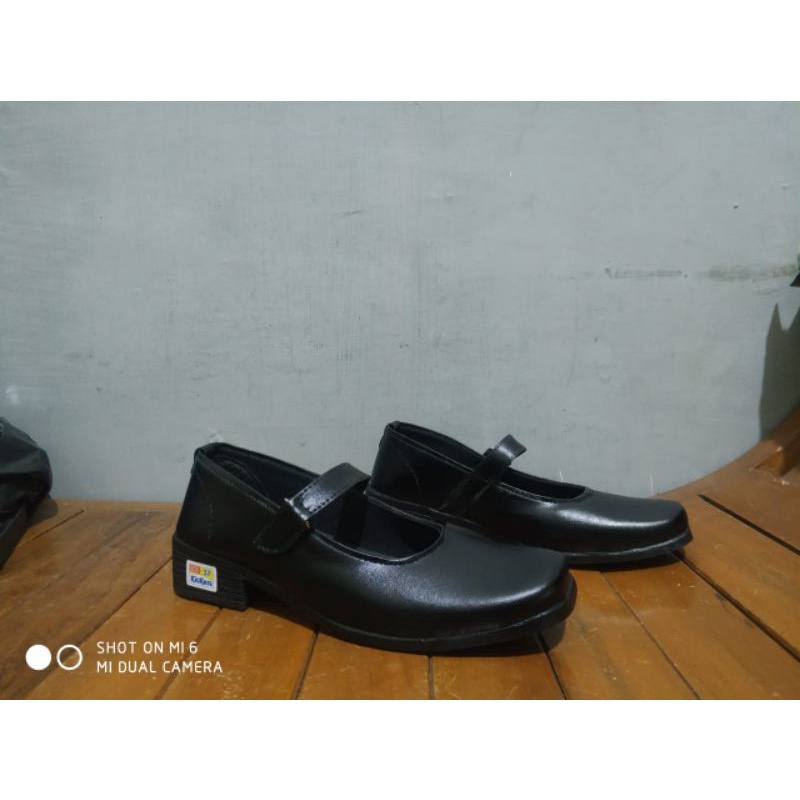 sepatu pantofel cewek sepatu pantofel cowok sepatu pantofel sepatu pantopel sepatu pantopel cowok se