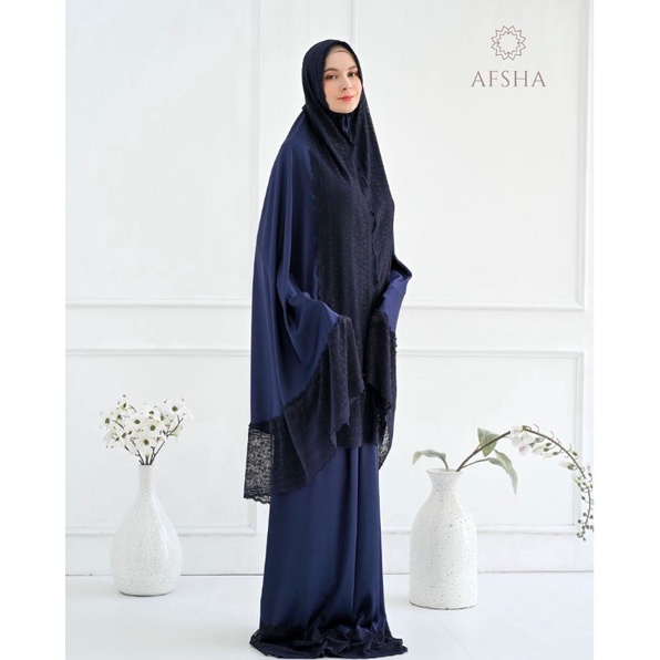 {FamilyStore} Mukena renda zara silk premium pouch dan sajadah afsha hampers - Navy Diskon