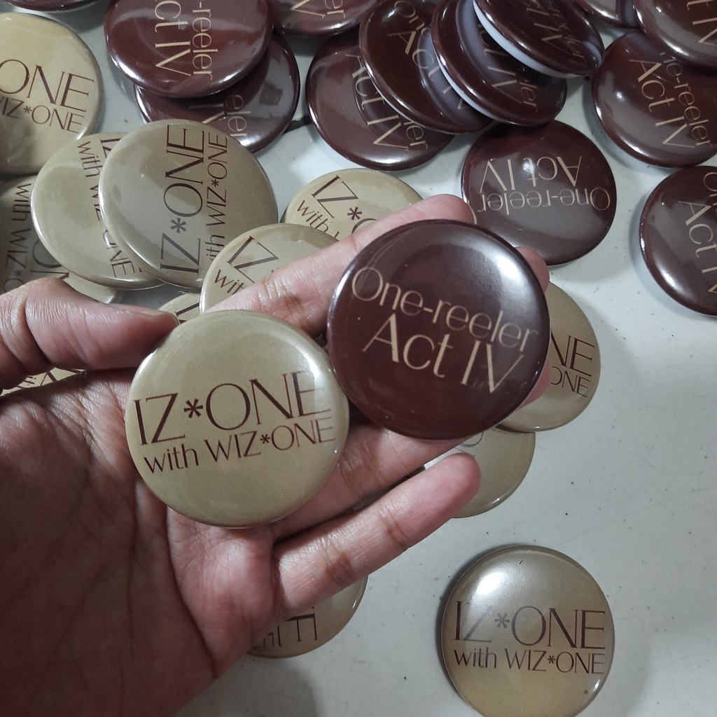(MIN. 10PCS) Custom Pin Peniti Souvenir 4.4 cm/ 5.8 cm GLOSSY &amp; DOFF MURAH GROSIR By. STORY.LIME