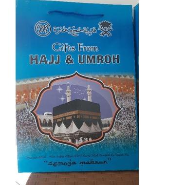 

Pasti Laris Paper bag haji/ tas haji ukuran besar 20pcs uk. 29x9x20 cm T56,,