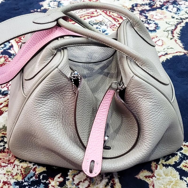 Preloved branded bag LINDY SHOULDER BAG/HANDBAG  2 tone clemence original leather