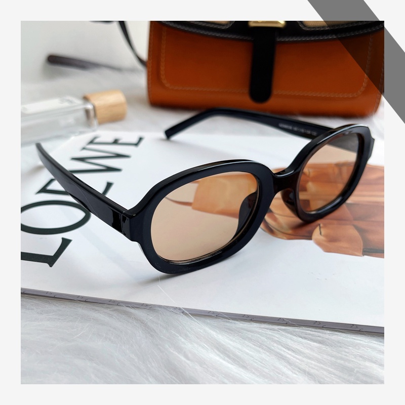 【COD】Kacamata Hitam Bentuk Oval Gaya Vintage Untuk Wanita