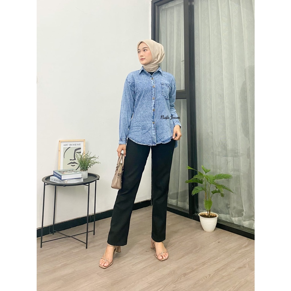 KEMEJA JEANS WANITA TERBARU / KEMEJA DENIM WANITA PREMIUM ATASAN JEANS CEWEK KOREA MASAKINI