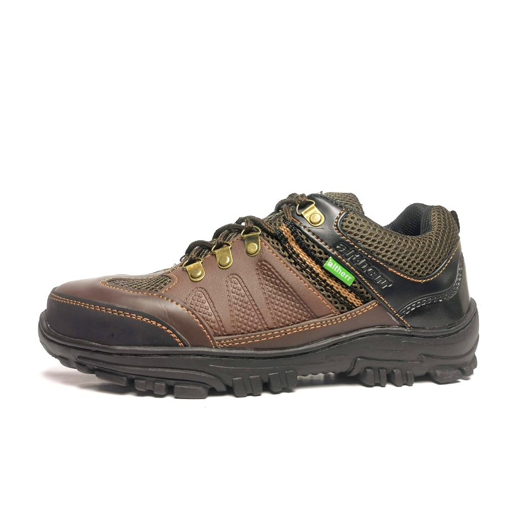 Sepatu Kerja Outdor Safty Pria Sepatu Gunung Hiking Ujing Besi Sepatu Kerja Proyek Lapangan Original