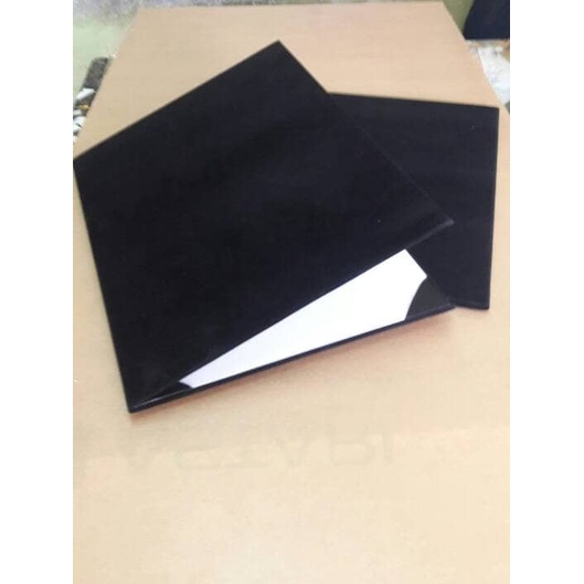 

BERGARANSI map beludru hitam polos Code 3648
