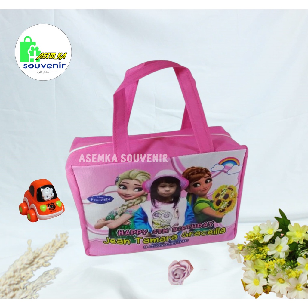 

GOODIE BAG RESLETING ULTAH TEBAL 75 GSM UK P32 L14 T22