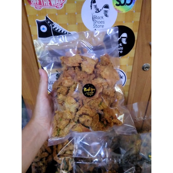

kulit crispy pedas gurih