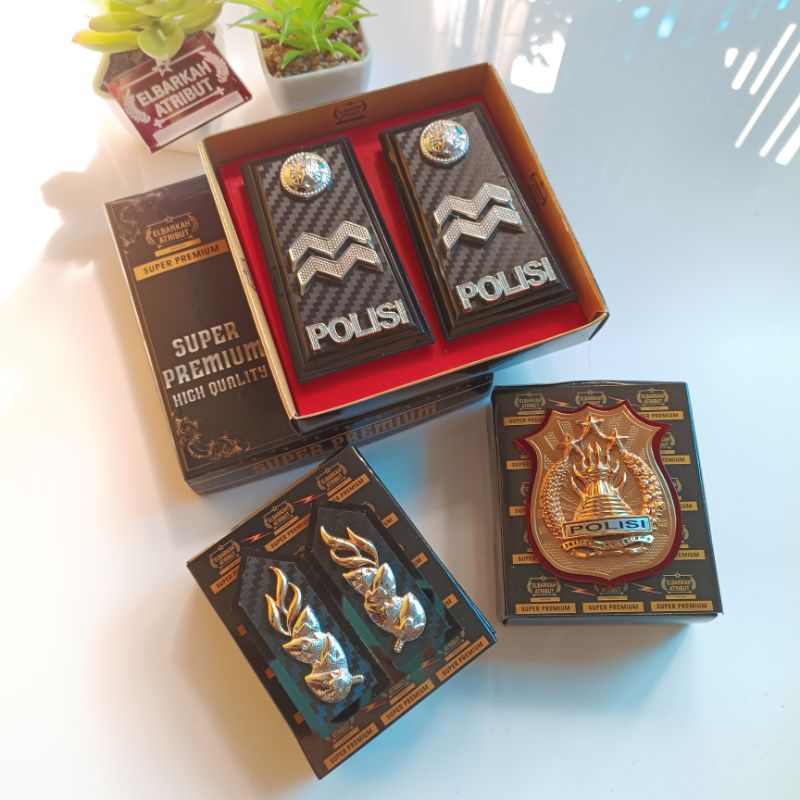 SATU PAKET PANGKAT AIPTU + MONOGRAM + KEWENANGAN POLRI FULL CARBON LIS HITA,