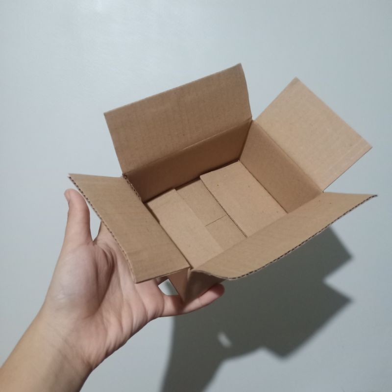 

Kardus Packing Uk 13,5x10x6 CM