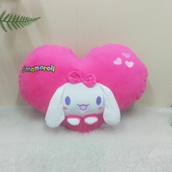 Bantal Hati Boneka Cinamorol,Kuromi,Pom2 purin Size 30cm/bantal hati valentine/kado valentine/bantal cinta/