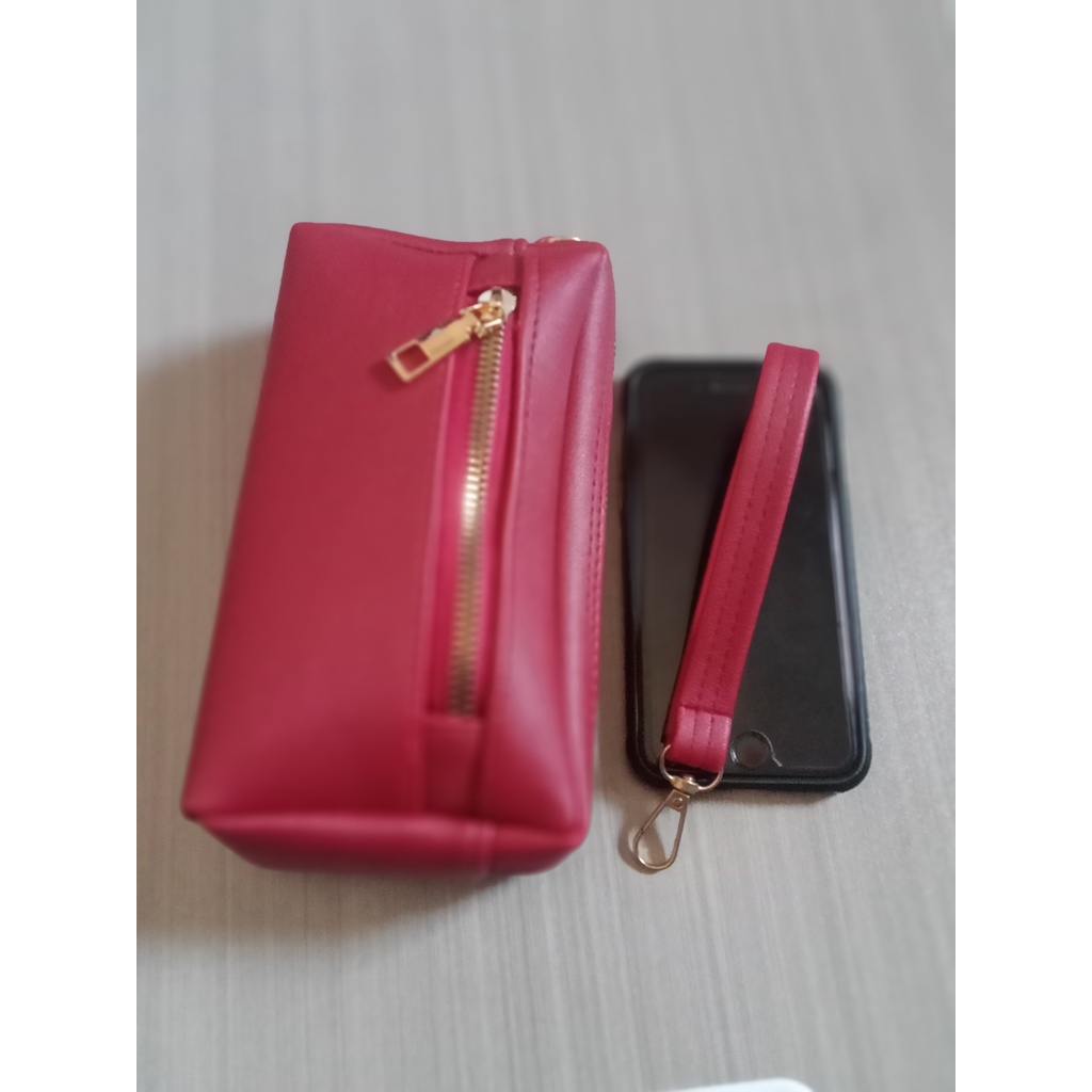 dompet genggam wanita untuk tempat coin atau handphone bahan kulit sintetis lokal #dompet #dompetcoin #dompetwanita