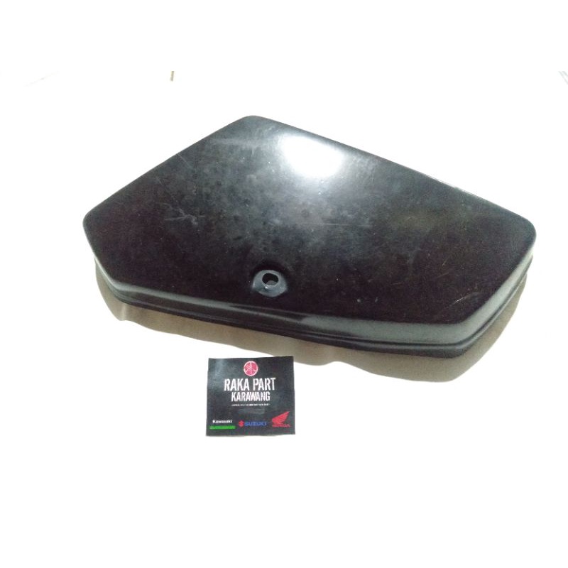cover tutup aki Honda c700 c800 kiri