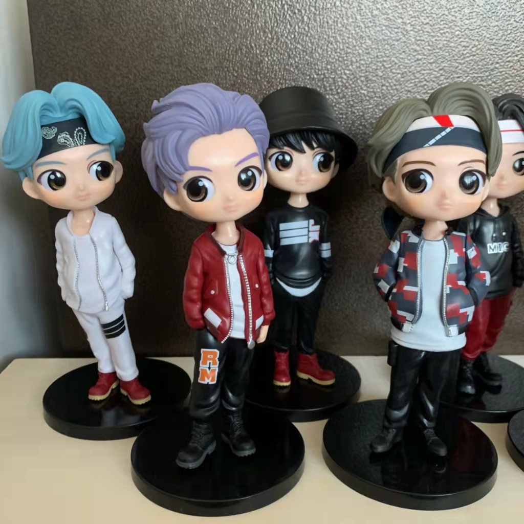 Posket Bangtan Boys - 15CM KPOP Star PVC Angka Model Bangtan Figure Lucu Untuk Cowok Boneka Hadiah Anak Perempuan