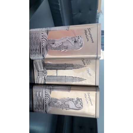 

Cemilanbintan (Singapore merlion choco) 180gram kaleng