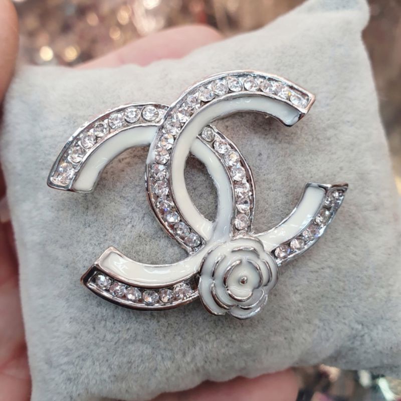 Bros Import CH4N3L Premium Quality Brooch Zircon Kilau Branded Band cantik untuk hiasan baju di dada kualitas Import Peniti Baju Import swarovsky bros Premium fashion  Br59