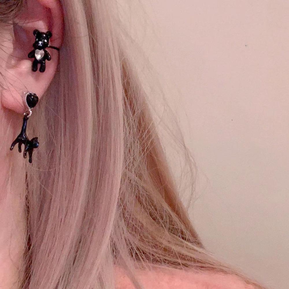 NEEDWAY Needway Anting Mawar Punk Warna Solid Desain Fashion Anting Tindik Anting Pejantan Kucing Gothic Ear Hook Widuri Dan Duri Korea Klip Tulang Telinga