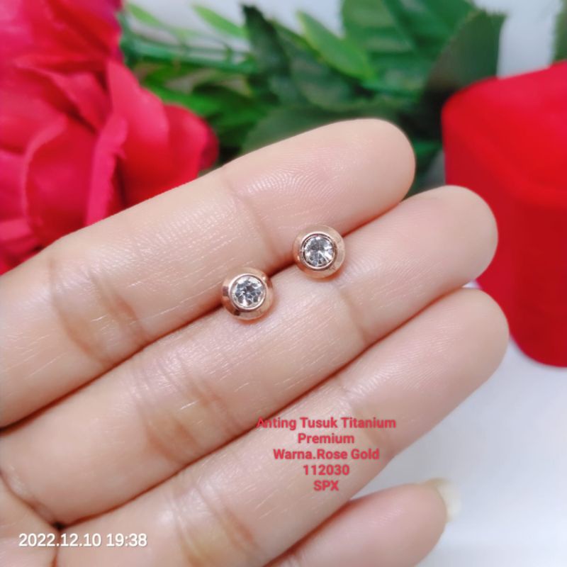 Anting Tusuk Titanium Premium perhiasan aksesoris lapis emas perhiasan aksesoris pengganti emas