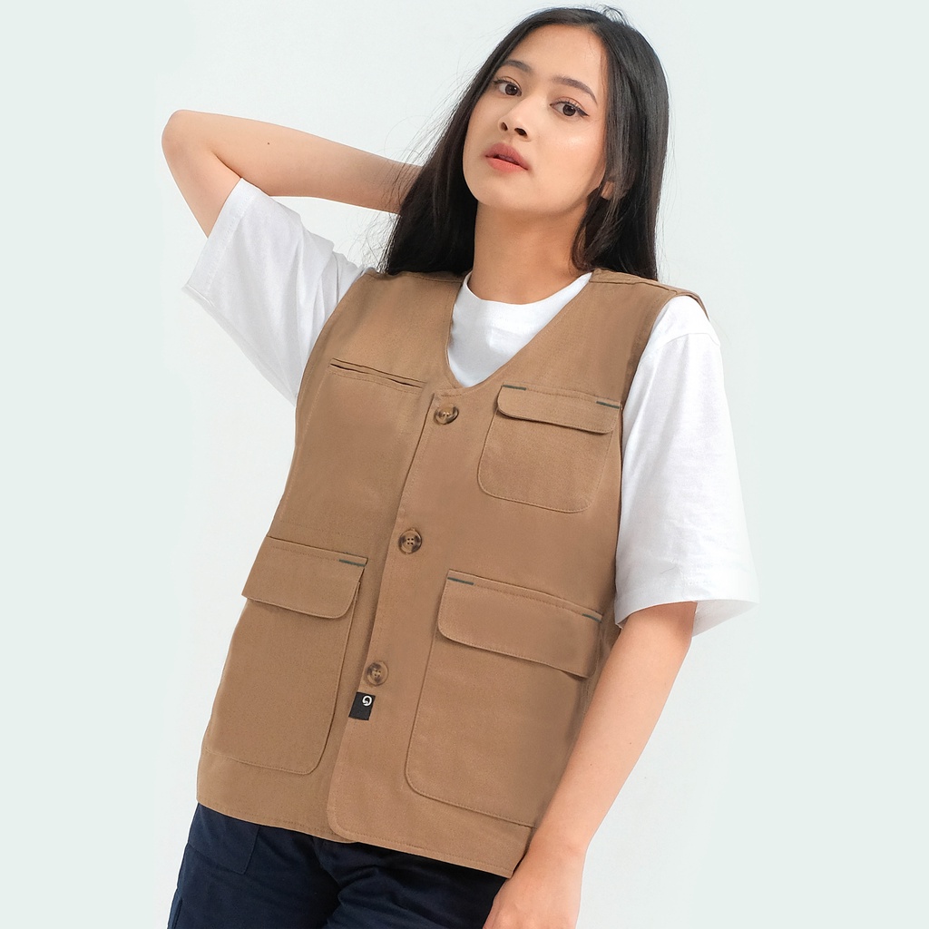 ORCA - Plait Chore Vest, Tan Oat