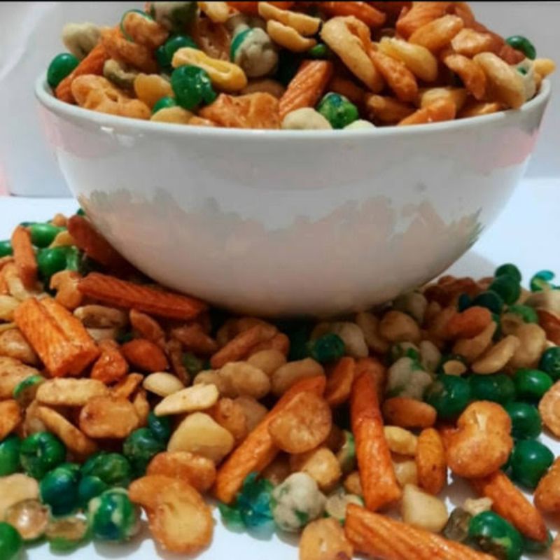 

kacang mix koro mix kiloan 250 gram